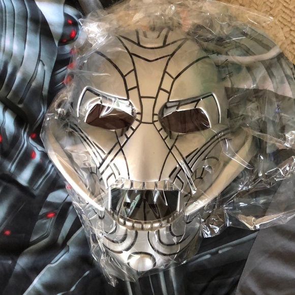 NWT Age of Ultron Avengers Superhero Halloween costume - Picture 2 of 16